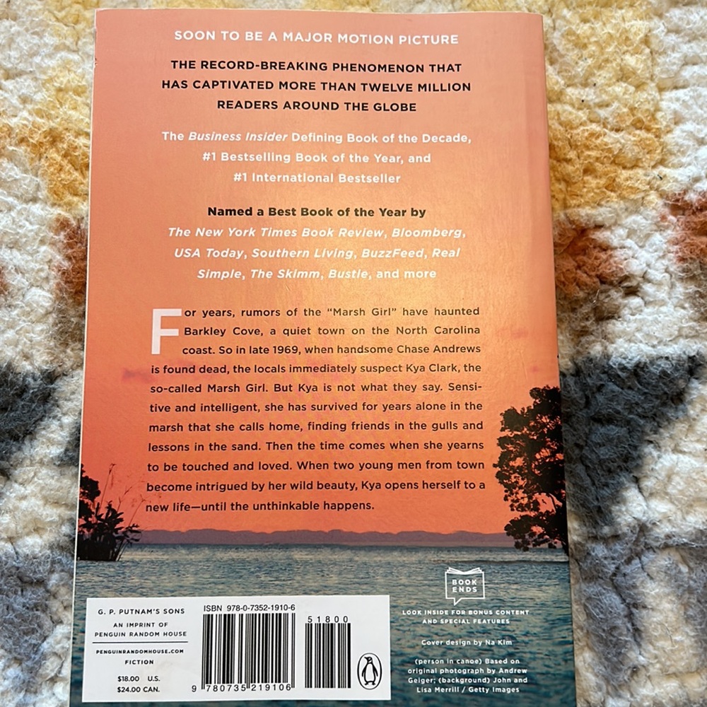 Books - Picture 2 of 4